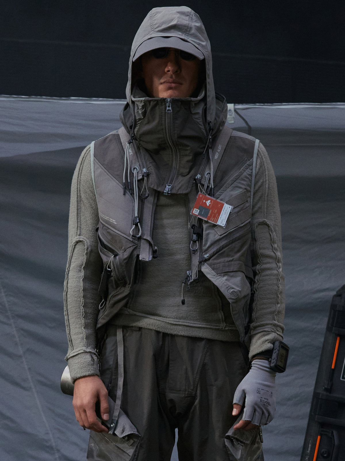 EARS-6/ EMCT VEST